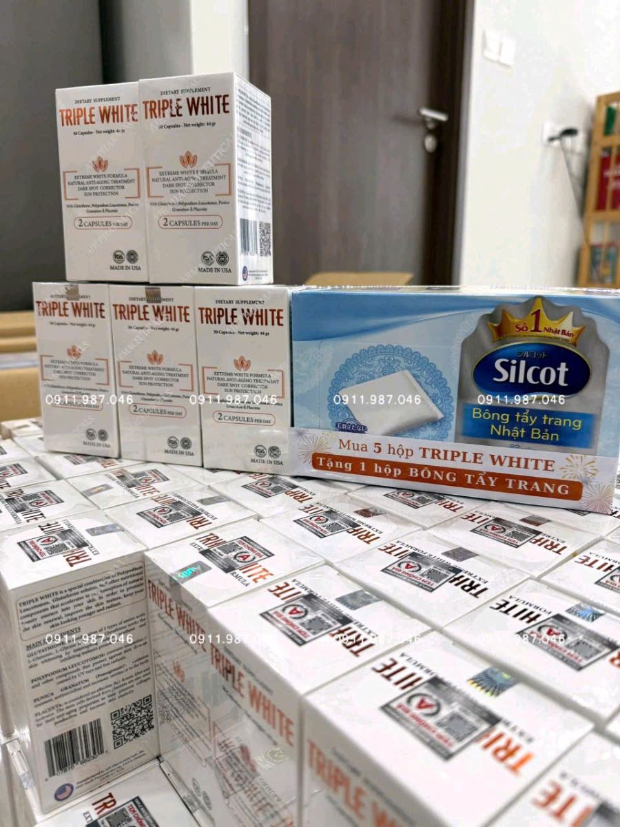 Viên uống Triple White chống nắng trắng da trị nám Glutathione 1200 mg mang lại cho người dùng làn da trắng sáng, đều màu nhờ sự chống lại các tác hại của tia cực tím, ức chế sản sinh các hắc sắc tố, đồng thời giảm thâm nám, sạm da và đốm nâu.